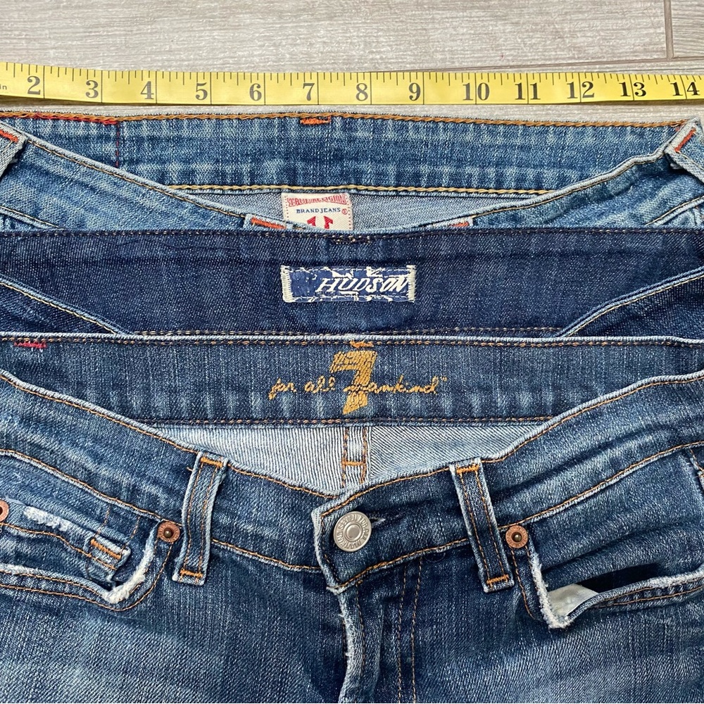 3 pairsJEANS!  Hudson, Seven of all mankind and True religion Flare leg jeans.
